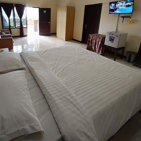 Hotel Gita Puri Redpartner Blitar Zewnętrze zdjęcie