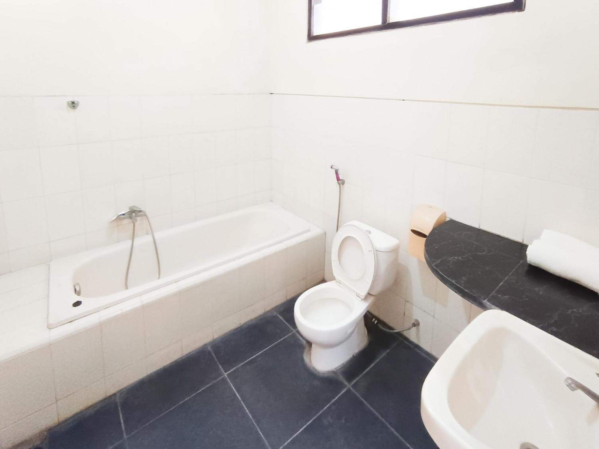 Hotel Gita Puri Redpartner Blitar Zewnętrze zdjęcie