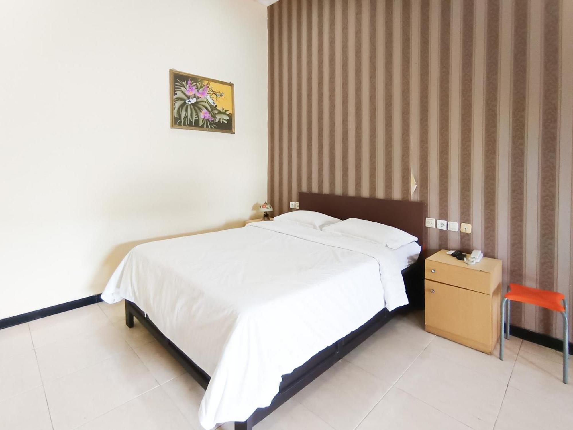 Hotel Gita Puri Redpartner Blitar Zewnętrze zdjęcie