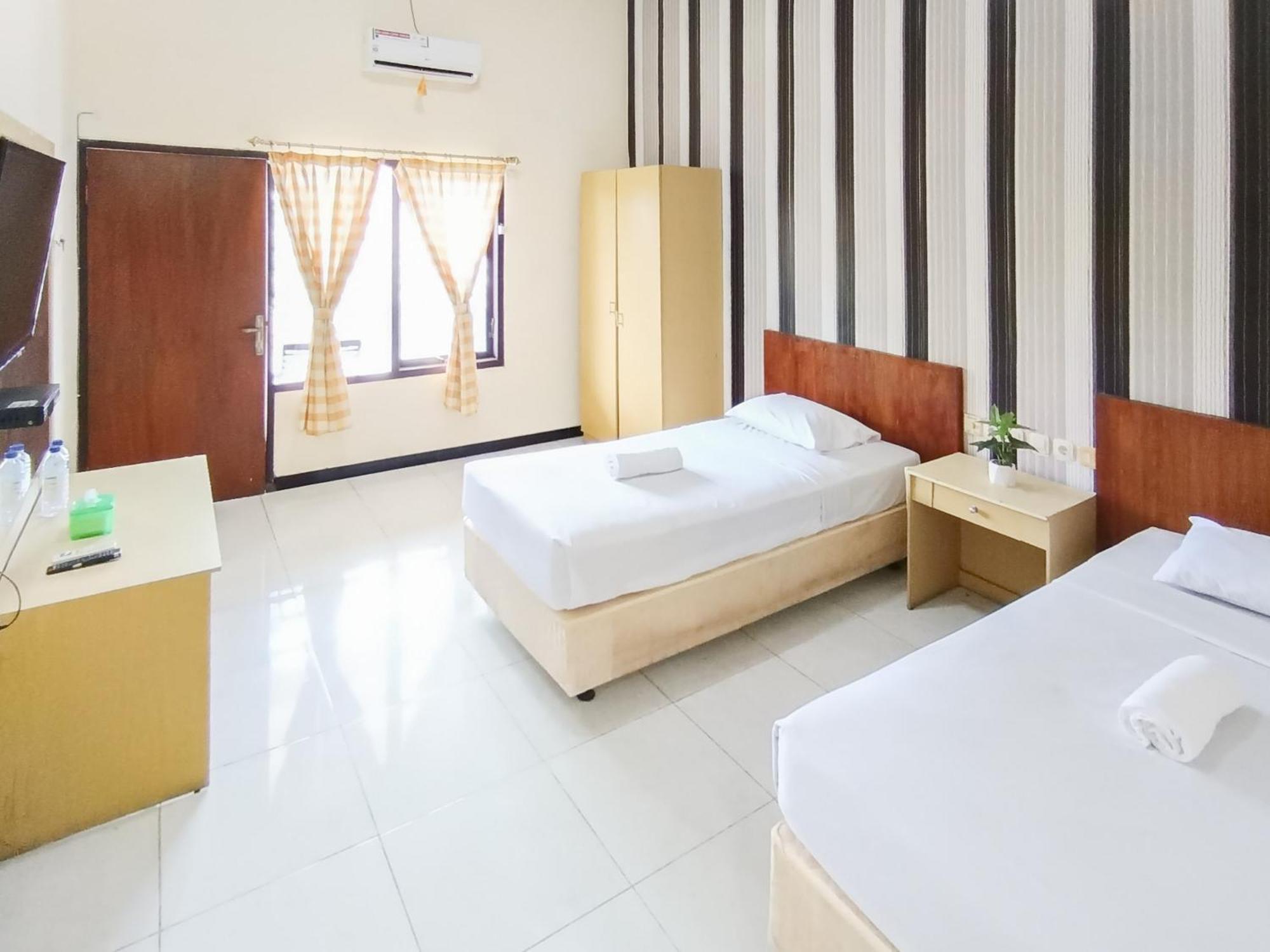 Hotel Gita Puri Redpartner Blitar Zewnętrze zdjęcie